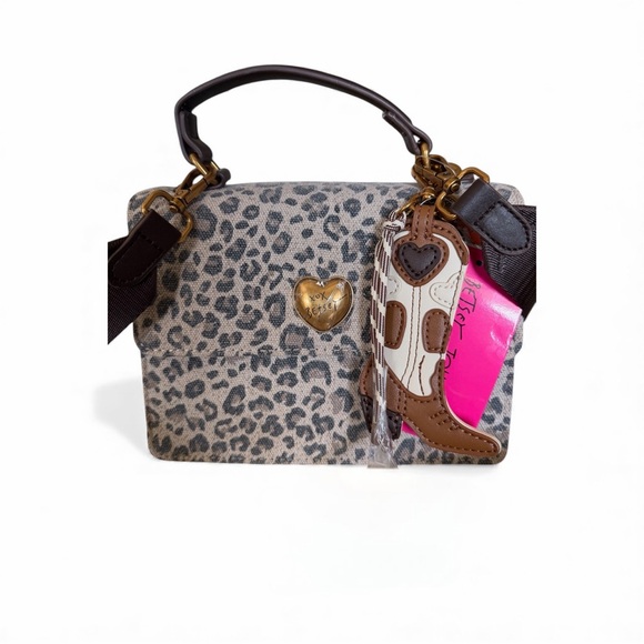 Betsy Johnson Leopard Print Women's Bag with Cowboy boot keychain - Picture 2 of 7